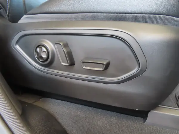 Jeep Grand Cherokee Limited 4WD — photo 9