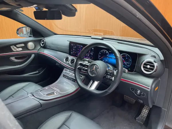2022 Mercedes E Class — photo 3