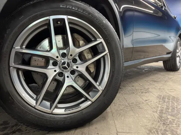 Mercedes-Benz GLC220 d 4MATIC Sport (Genuine Leather) Diesel Turbo 4WD Panoramic Sliding Roof Leather Seats Air Balance Package Burmester Sound Genuine Navigation Digital Terrestrial TV 360-Degree Camera Radar Safety Package Blind Spot Monitor ETC (Obsidian Black (M)) — photo 9