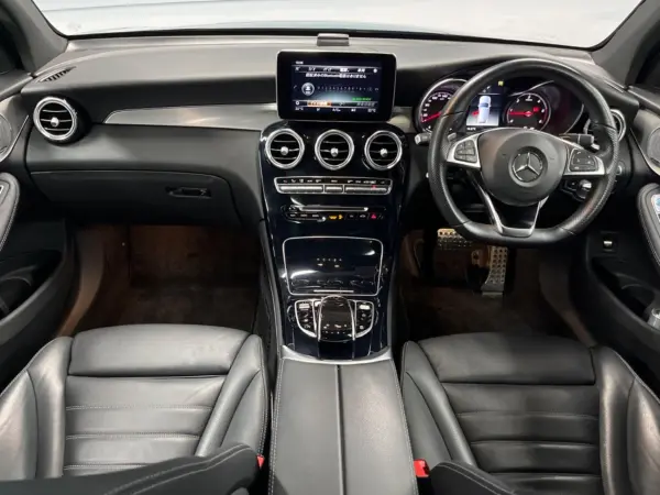 2019 Mercedes-benz Glc — photo 2