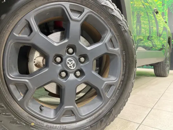 Toyota RAV4 2.0 Adventure Off-Road Package II 4WD Non-Smoking Car Genuine 10-inch Display Surround View Camera Blind Spot Monitor Digital Inner Mirror Safety Sense Seat Air Conditioning Power Rear Gate Power Seat Genuine 18-inch Aluminum Wheels ETC 2.0 (Gray Metallic) — photo 8