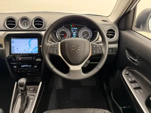 Suzuki Escudo 1.5 4WD — photo 8