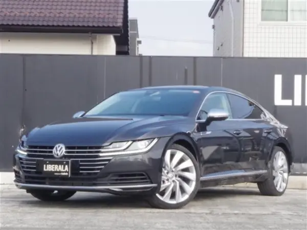 Volkswagen Arteon TSI 4Motion Elegance 4WD with Front Assist, Side Assist, Lane Assist, Adaptive Cruise, Head-Up Display, Factory Navigation, Full-Seg TV, 360-Degree Camera, Sunroof, Dynaudio Sound, Black Leather Seats, Power Seats, Seat Heater (Gray Metallic) — photo 8