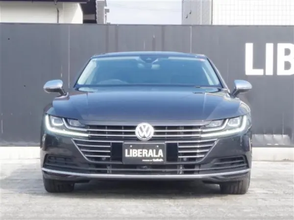 Volkswagen Arteon TSI 4Motion Elegance 4WD with Front Assist, Side Assist, Lane Assist, Adaptive Cruise, Head-Up Display, Factory Navigation, Full-Seg TV, 360-Degree Camera, Sunroof, Dynaudio Sound, Black Leather Seats, Power Seats, Seat Heater (Gray Metallic) — photo 9