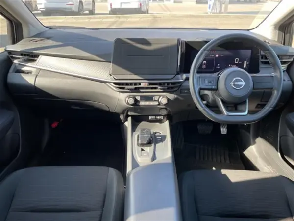 2021 Nissan Note — photo 2