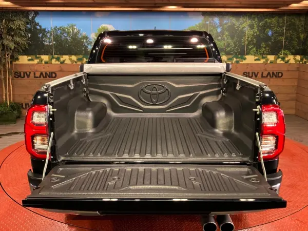 Toyota Hilux 2.4 Z Diesel Turbo 4WD Genuine Bed Liner 11th Gen BIGX Alpine Mirror-Type Drive Recorder Radar Cruise Control Pre-Crash Safety System LED Headlights Clearance Sonar Smart Key Automatic High Beam (Attitude Black Mica) — photo 8