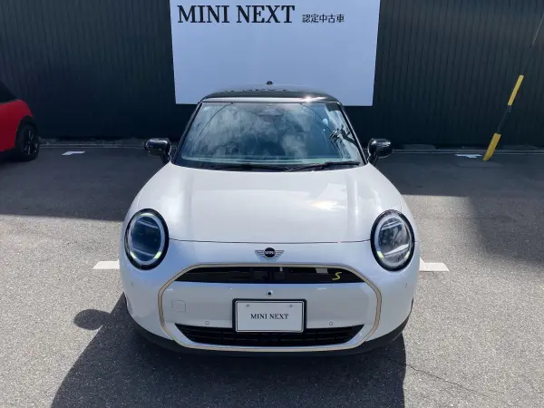 2025 Mini Cooper — photo 2
