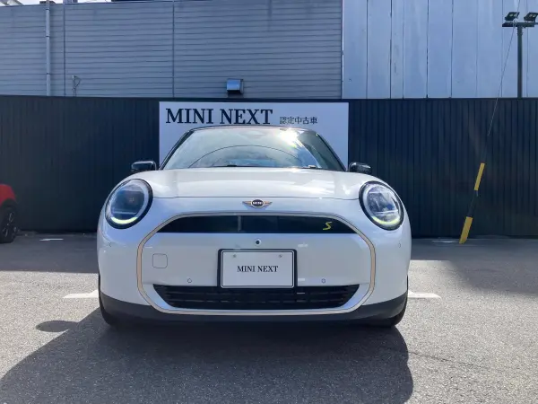 2025 Mini Cooper — photo 3