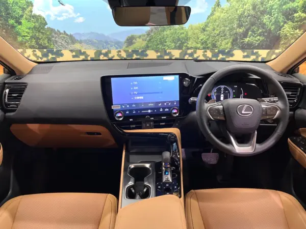 2025 Lexus Nx — photo 2