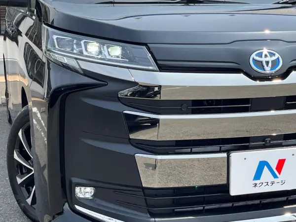 Toyota Noah 1.8 Hybrid S-Z — photo 8