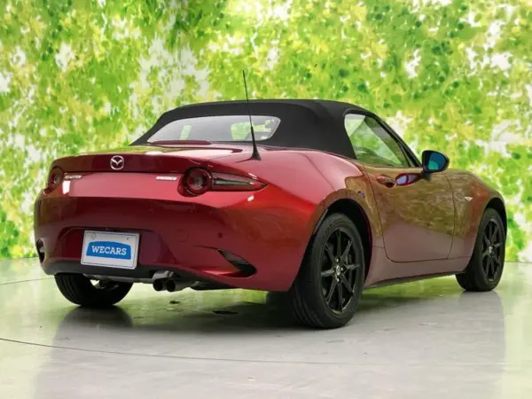 2024 Mazda Roadster — photo 3