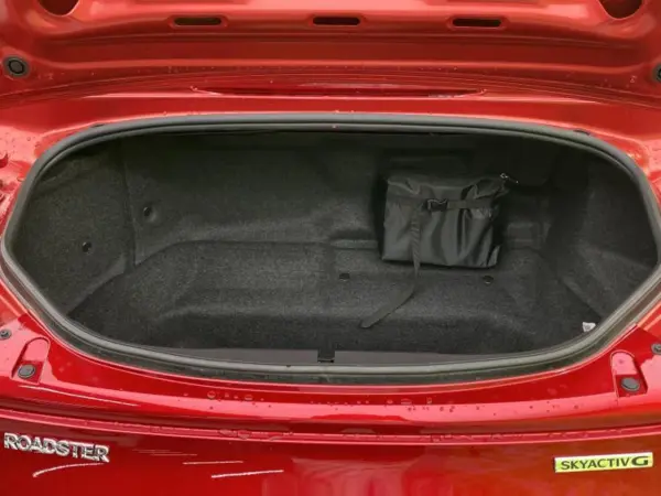 Mazda Roadster 1.5 NR-A — photo 9