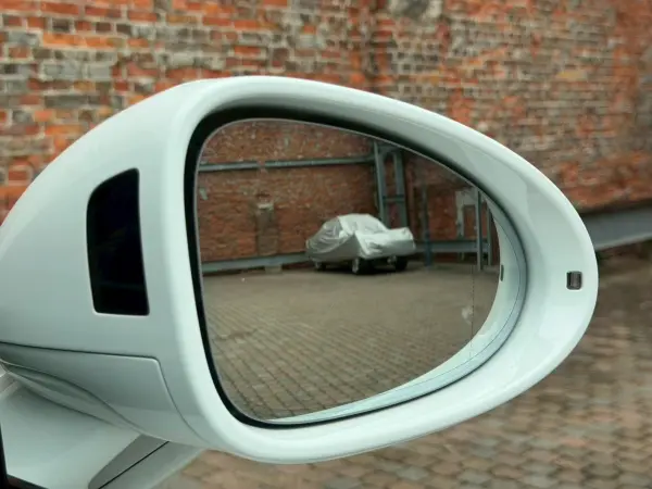 Porsche Macan GTS PDK 4WD — photo 9