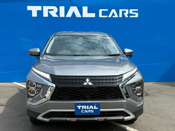 Mitsubishi Eclipse Cross PHEV 2.4 G 4WD with Aftermarket 8-inch Navigation, Full-Seg, Bluetooth, DVD Playback, Backup Monitor, Collision Mitigation Braking, Power Seats, Heated Steering Wheel, ETC, Heated Seats, Head-Up Display, Cruise Control, LED Headlights (Titanium Gray Metallic) — photo 8