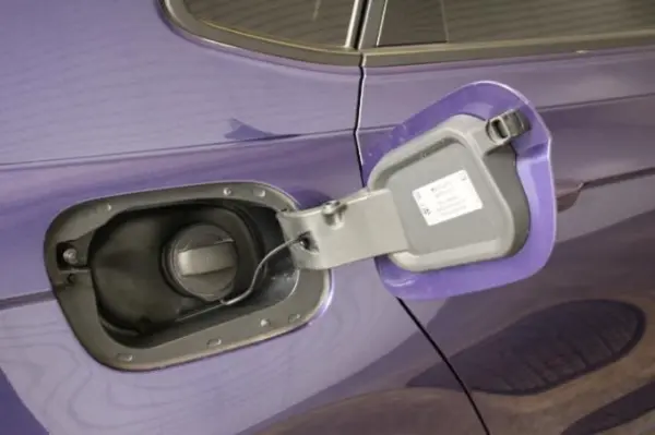 Volkswagen Polo TSI Style Certified Used Car One-Owner Non-Smoking Genuine Navigation LED Headlights Genuine Front/Rear Drive Recorder ACC Rear Traffic Alert Blind Spot Detection Lane Keep Assist System (Vibrant Violet Metallic) — photo 7