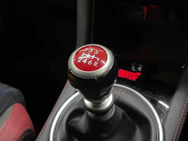 2017 Subaru Wrx — photo 8 | Tuminion Kenya