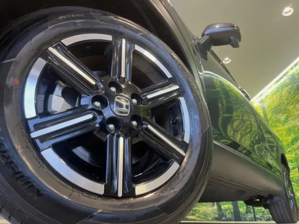 Honda Vezel 1.5 e:HEV X — photo 9