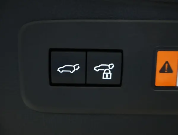 Lexus GX550 OverTrail Plus 4WD Mark Levinson Sound System (Graphite Black Glass Flake) — photo 9