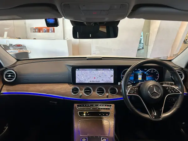 2021 Mercedes E Class — photo 2