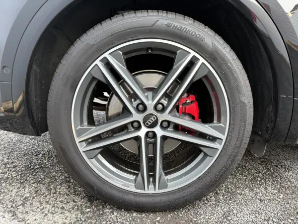 Audi SQ5 3.0 4WD Fine Nappa Leather Diamond Stitch Colored Brake Caliper Red Bang & Olufsen Genuine Navigation Full-Seg TV Surround Camera Adaptive Cruise Control Genuine 20-inch AW (Mythos Black Metallic) — photo 9