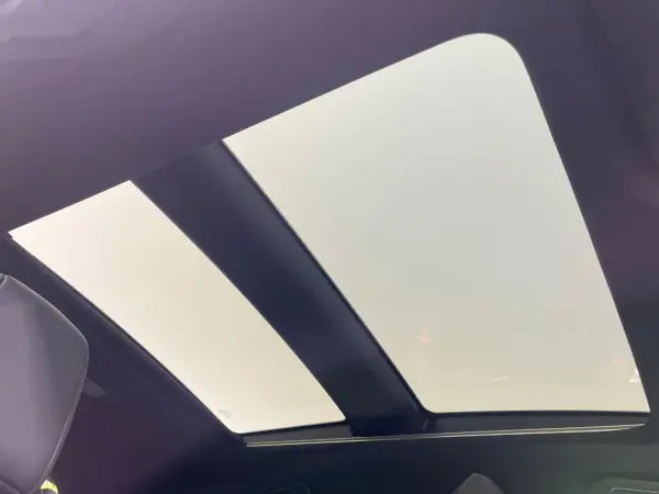 2025 Toyota Harrier — photo 3