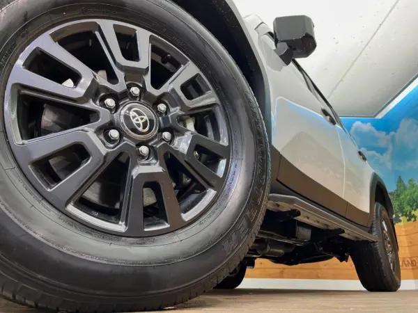 Toyota Land Cruiser 250 2.8 VX Diesel Turbo 4WD — photo 9