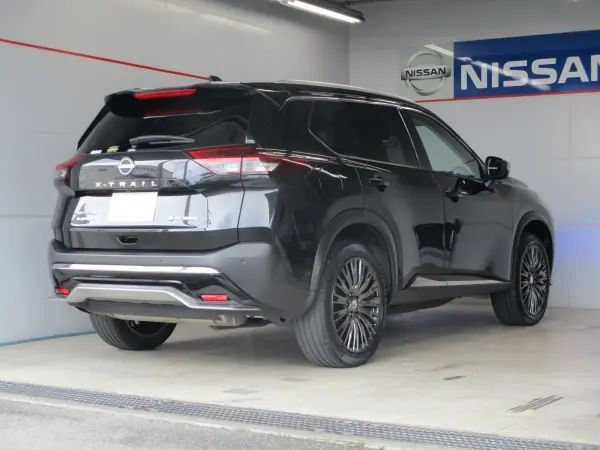 2023 Nissan Xtrail — photo 2