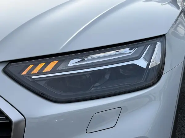 Audi SQ5 3.0 4WD Panorama Sunroof Fine Nappa Leather Red Calipers Genuine Navi Full-Seg TV Surround Camera All-Seat Seat Heaters Bang & Olufsen Power Trunk Adaptive Cruise Control (Glacier White Metallic) — photo 8