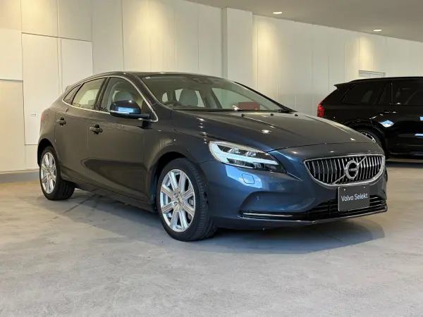 Volvo V40 T3 Classic Edition — photo 7