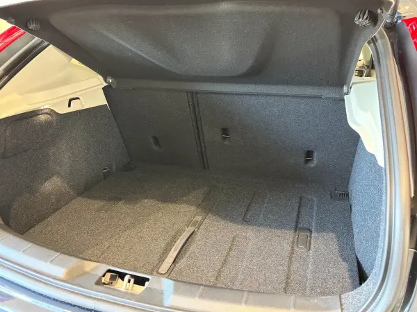 Volvo V40 T3 Classic Edition — photo 8