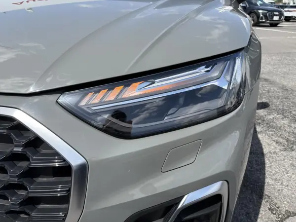 Audi Q5 40 TDI Quattro S Line Diesel Turbo 4WD Options: 20-inch AW, S Line Plus Package, Genuine Navigation, Surround View Camera, Adaptive Cruise Control, Power Trunk (Quantum Gray) — photo 9