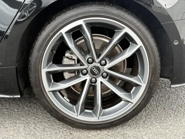 Audi A5 Sportback Black Style Plus Limited Edition 150 Units Black Audi Rings & Black Style Package Comfort Package Special Edition 19-inch Graphite Gray Polished AW All-Seat Heaters (Mythos Black Metallic) — photo 9