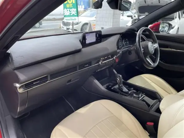 Mazda MAZDA3 Fastback 2.0 20S Proactive Touring Selection — photo 7