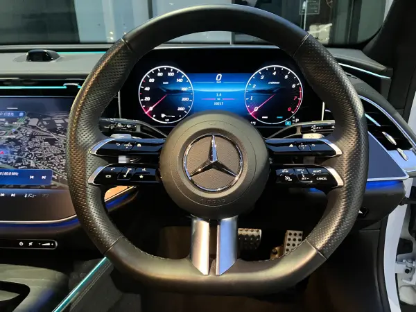 Mercedes-Benz E-Class Wagon E200 Avantgarde AMG Line Package (ISG equipped model) MP202501 Digital Interior P/Leather Exclusive P/Advanced P/Nappa Leather: Black/Seat Heater/Seat Cooler MBUX Hyperscreen/Panoramic Sliding Roof/Burmester 4D Sound (Polar White) — photo 9