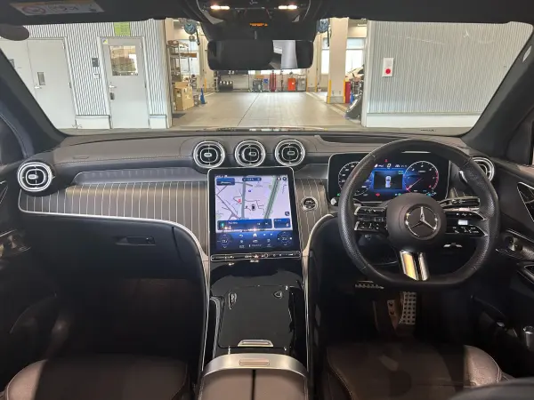 Mercedes-Benz GLC220 d 4MATIC (ISG) AMG Line Package Diesel Turbo 4WD Certified Used Car 2-Year Warranty — photo 7