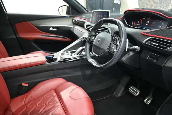 Peugeot 5008 GT BlueHDi Red Nappa Diesel Turbo Special Edition Late Model P-Stop ACC Red Leather Panoramic Sunroof Genuine Touchscreen CarPlay BT Audio & Phone 360 Vision Genuine 18-inch AW LED Lights 2-Year Warranty (Pearl White) — photo 7