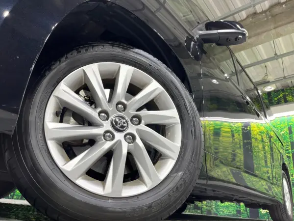 Toyota Noah 1.8 Hybrid G Non-Smoking Car Safety Sense Genuine 10.5-inch Navi All-Around Camera Both Side Power Sliding Doors Park Assist AC100V LED Lights Auto High Beam Radar Cruise Electric Parking Brake ETC (Attitude Black Mica) — photo 9