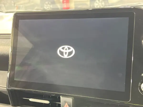 2024 Toyota Noah — photo 3