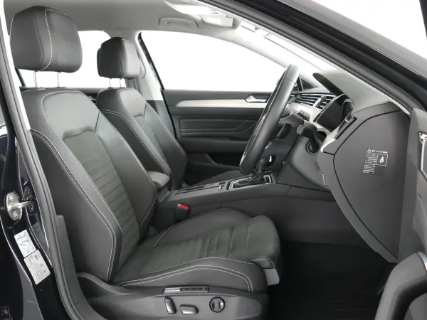 Volkswagen Passat Variant TSI Elegance — photo 7