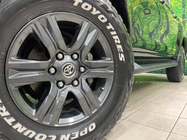 Toyota Hilux 2.4 Z Diesel Turbo 4WD — photo 9