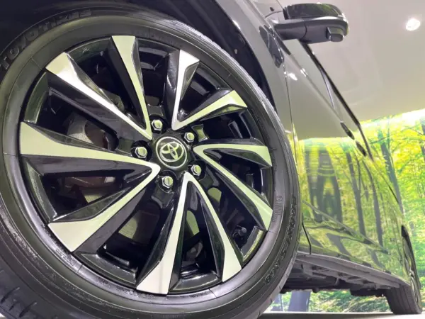 Toyota Noah 1.8 Hybrid S-Z Non-Smoking Car 14-Type Rear Seat Monitor Genuine 10.5-inch Navigation Backup Camera ETC Both Side Power Doors Power Rear Gate Rear Auto Air Conditioning Front and Middle Row Seat Heaters Safety Sense Radar Cruise Corner Sensors (Attitude Black Mica) — photo 9