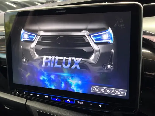 2022 Toyota Hilux — photo 3