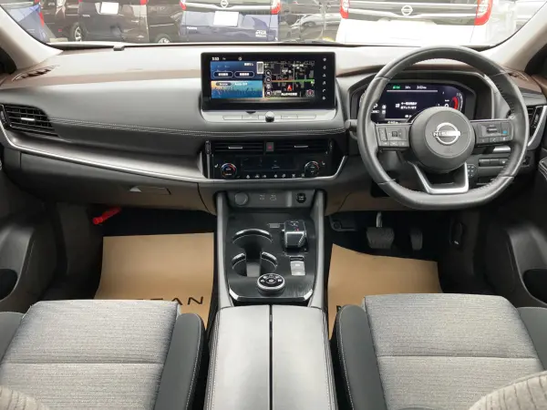 2022 Nissan Xtrail — photo 3