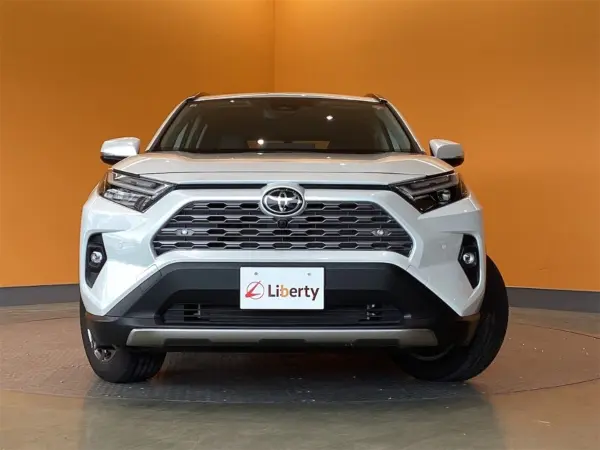 Toyota RAV4 2.5 Hybrid G E-Four 4WD with Toyota Safety Sense, Genuine 10.5-inch Display, Bluetooth, Panoramic View Monitor, ETC2.0, Steering Heater, Power Back Door, Adaptive Cruise Control, LED Headlights, Genuine Alloy Wheels (Platinum White Pearl Mica) — photo 8