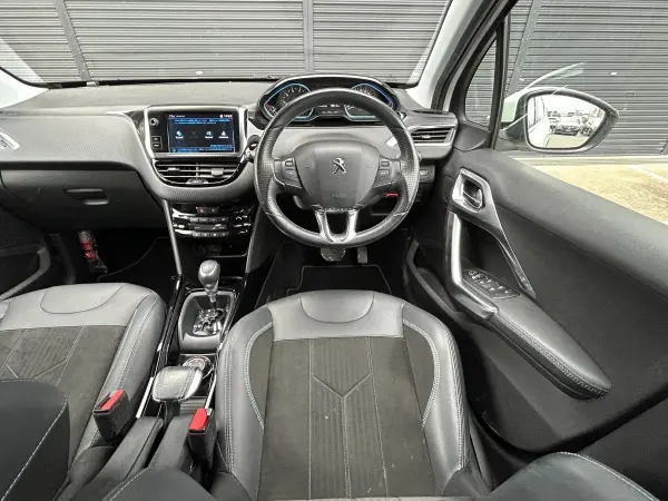 2019 Peugeot 2008 — photo 3