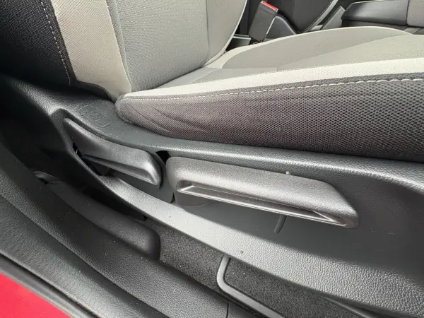 Honda Fit 1.5 e:HEV Crosstar — photo 8