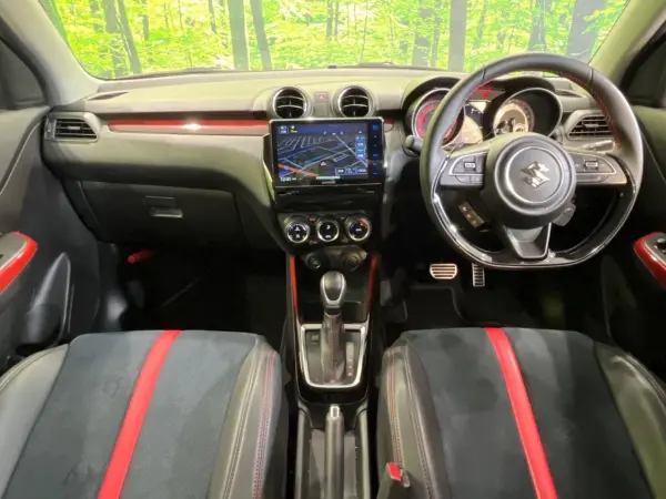 2024 Suzuki Swift — photo 2