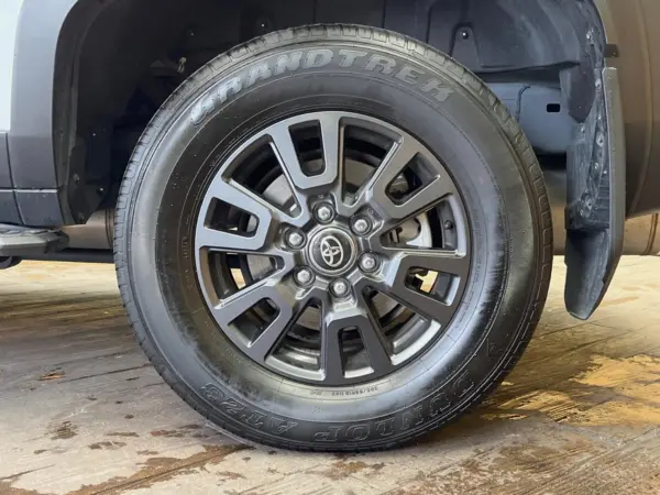 Toyota Land Cruiser 250 2.7 VX 4WD — photo 9