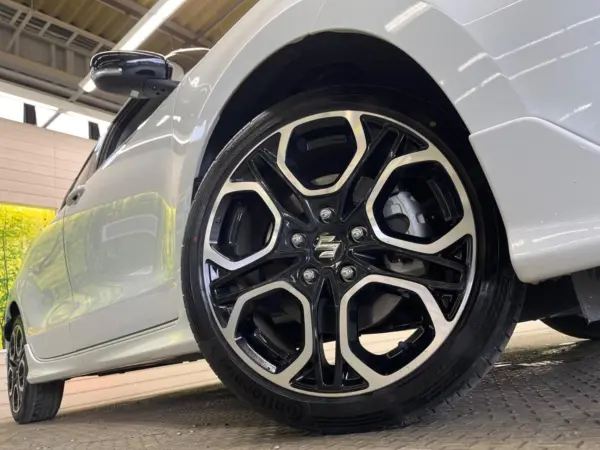 Suzuki Swift Sport 1.4 6-Speed MT — photo 8