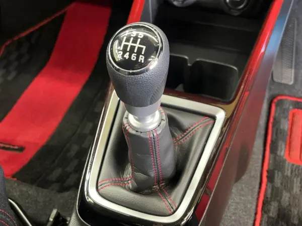 Suzuki Swift Sport 1.4 6-Speed MT — thumbnail 1